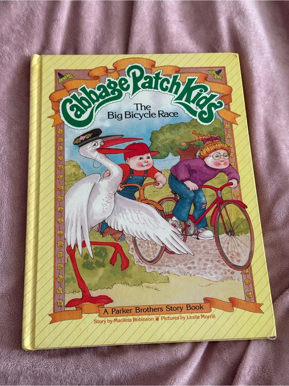 Vintage 1984- Cabbage Patch Kids The Big Bicycle Race book